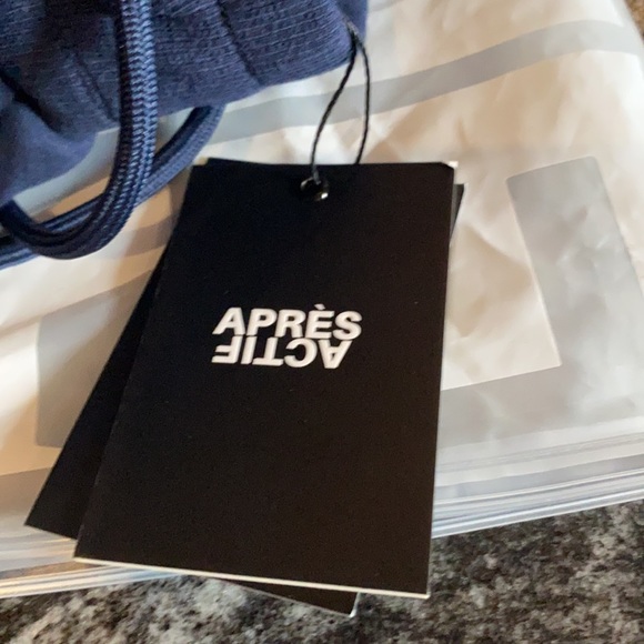 Apres Actif size Medium navy joggers (5) - Picture 5 of 5